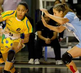 Paranavaiense é campeão sul-americano pela seleção brasileira de handebol