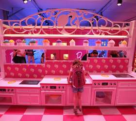 Casa dos sonhos da Barbie é inaugurada na Alemanha; conheça