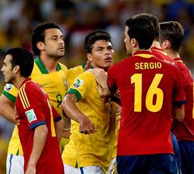 Com olé, Brasil humilha Espanha e conquista Copa das Confederações