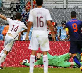 Holanda faz 5 e humilha campeã Espanha em revanche na BA