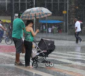 vc repórter: chuva coloca SP em atenção e fecha Congonhas