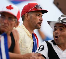 No beisebol, torcida cubana fala de igual pra igual com EUA