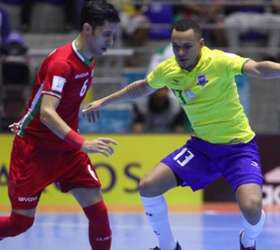 Brasil perde do Irã nos pênaltis e é eliminado do Mundial de Futsal com  pior campanha da história - ESPN