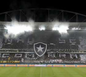 Botafogo tenta reatar casamento com a torcida no último jogo do ano