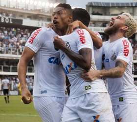 Bruno Henrique revela insegurança com óculos nos treinos em campo do Santos, santos