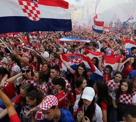 Em Zagreb, torcedores reagem com orgulho e decepção após derrota croata