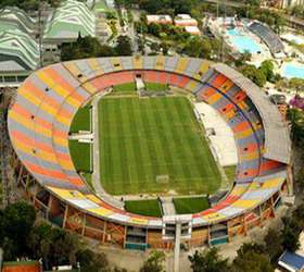 Qual estádio recebeu mais finais de Libertadores na história