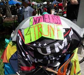 Protesto a favor de Trump Foto: Michele Eve Sandberg/Sipa USA