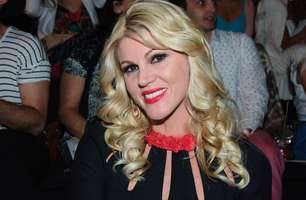 Val Marchiori compra "só 4 bolsas" em Milão por crise