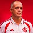 Inter anuncia Eduardo Baptista como novo técnico até o fim de 2026