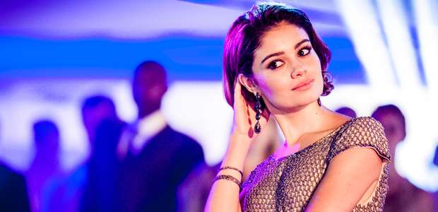 'Sangue Bom': Amora começa a trabalhar como vendedora de ...