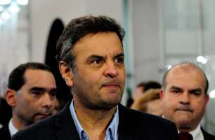 Aécio Neves é hostilizado durante votação em Belo Horizonte