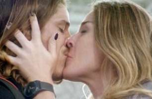 'Império': Érika corre atrás de Robertão e aceita se casar