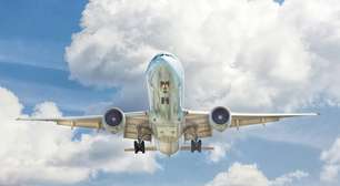 Avião voa 10 minutos sem ninguém no comando após copiloto sofrer mal súbito