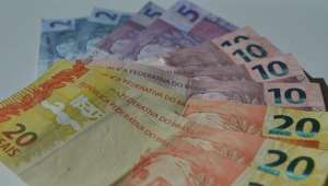 Procura do consumidor por crédito cai 1,7% em janeiro