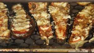 Churrasco com vegetais e frutas pode ficar saboroso. ...