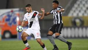 Botafogo e Vasco empatam pela 1ª vez no ano e se complicam