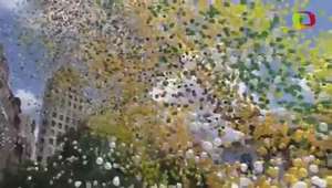 Balões colorem o céu de SP para despedir um ano de crise