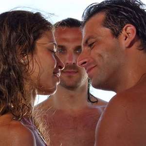 'Flor do Caribe': Cassiano viverá perseguição aérea