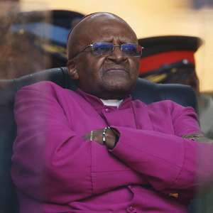 Tutu lamenta "exclusão" de africâneres do funeral de Mandela