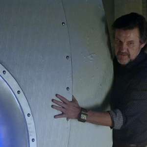 Além do Horizonte: durante explosão na Comunidade, LC surta