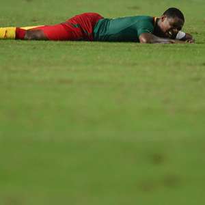 Com risco de ser preso, Eto'o acusa ex-namorada de extorsão