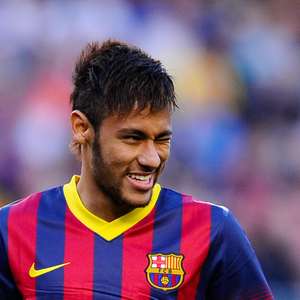 Para adiantar recuperação, Neymar antecipa retorno à Espanha