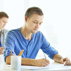 Concursos abrem 1.089 vagas com salário de até R$ 14,7 mil