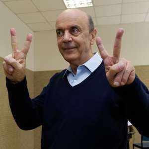 Serra bate Suplicy e é eleito senador em São Paulo