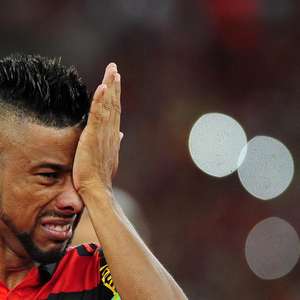 Xi, Léo Moura! Romário confirma versão de Eurico Miranda