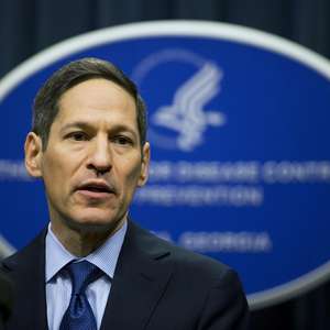 Casa Blanca transfiere fondos de combate a ébola para zika