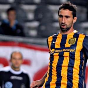 Zagueiro chega a acordo com Rosario e deve reforçar Flamengo