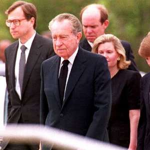 A curiosa carta de Richard Nixon em 1987 que prevê ...