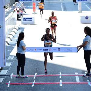 Etíope fatura 92ª São Silvestre; Giovani dos Santos é o 4º