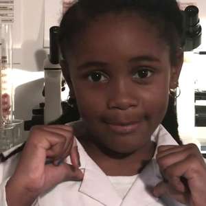 A 'neurocientista' de 7 anos que faz sucesso ensinando ...