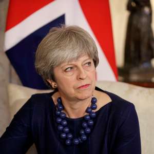 'Ataque foi moral e legal', diz Theresa May no Parlamento