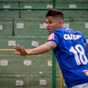Cruzeiro vence nos pênaltis, se classifica e elimina Paraná