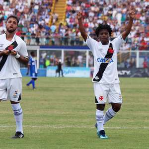 Vasco elimina Água Santa nos pênaltis e pegará Palmeiras