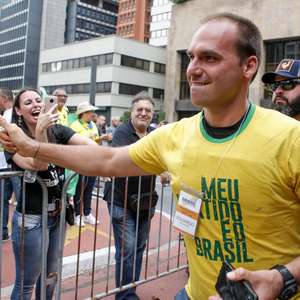 Governo reformará Previdência em 2019, diz Eduardo Bolsonaro