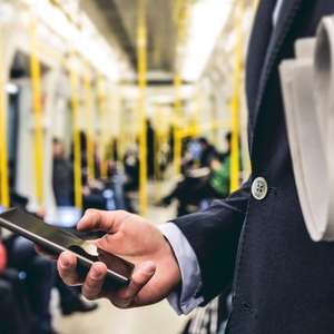 Por que o WhatsApp bloqueou filho de Bolsonaro e mais ...