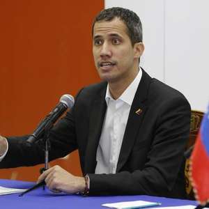 Guaidó anuncia volta à Venezuela e convoca novos protestos