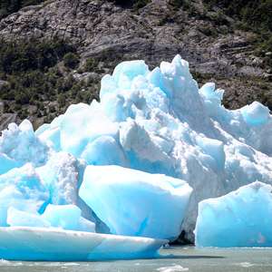 Ruptura de icebergs na Patagonia chilena provoca preocupação