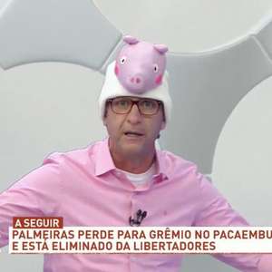 Com Peppa Pig e pipoca, Neto tira sarro do Palmeiras ao vivo