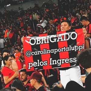 Torcedor do Athletico-PR provoca Carol Portaluppi em final