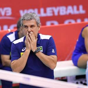 Zé Roberto exalta retorno de veteranas à seleção de ...