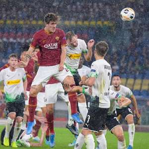 Roma empata em casa, mas segue líder do grupo da Liga Europa