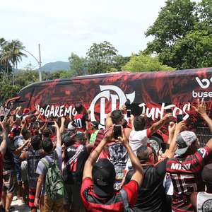 Festa tímida marca despedida do Flamengo rumo ao Catar