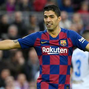 Luis Suárez sugere renovação com o Barcelona