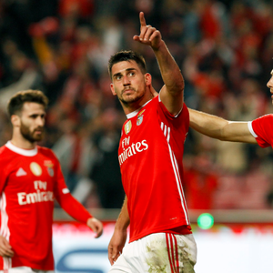 Benfica vence, e Porto fica no empate pela semifinal da ...