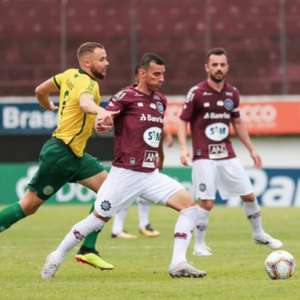 Caxias bate Ypiranga-RS e encara o Grêmio em final de turno